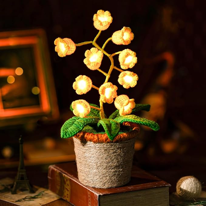 BloomLight™ Crochet Lamp